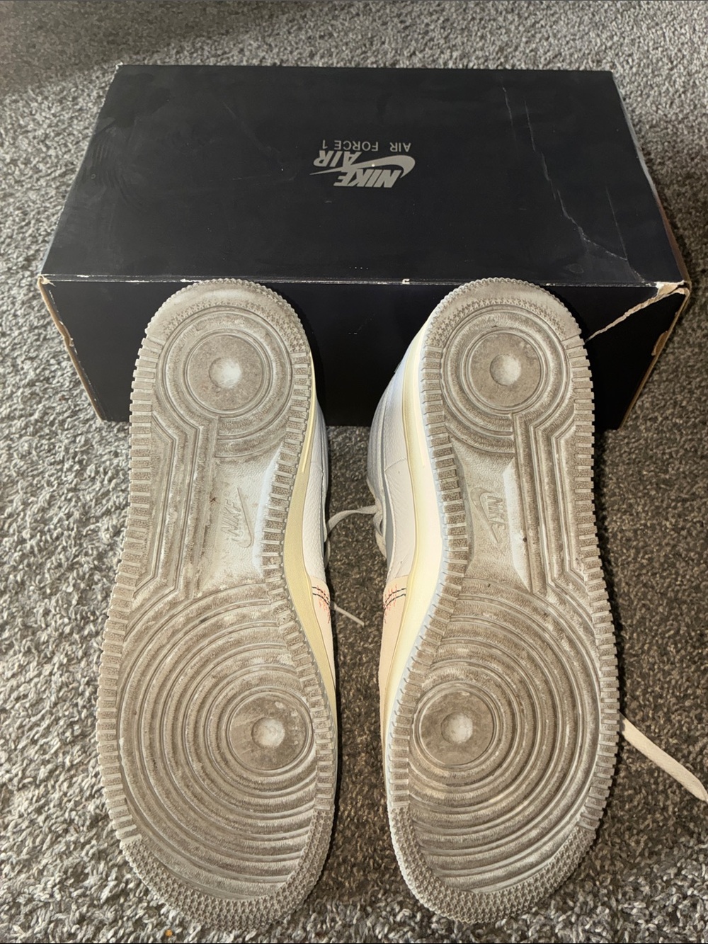 Nike High-Top AF1 - Picture 4 of 8